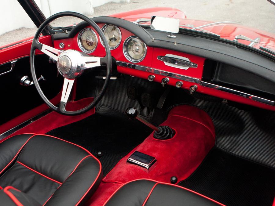 Торпедо Alfa Romeo Giulietta Spider (750) 1956 года  (фото 22 из 23)